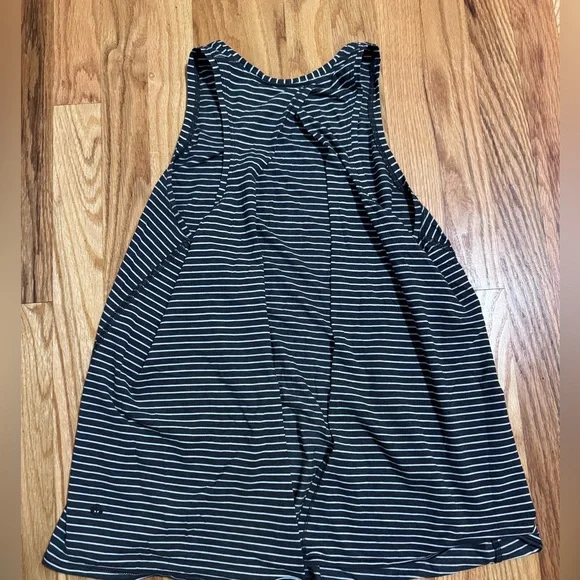 Lululemon All Tied Up Tank Modern Stripe grey White Workout Top - Picture 3 of 6